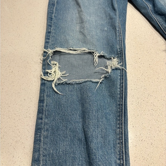 American Eagle Outfitters Strigid Distressed Jeans - Picture 3 of 11